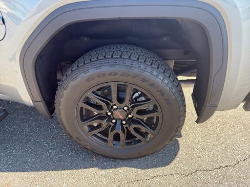 New 2026 GMC Sierra 1500 Elevation w/ Elevation Premium Package AWD/4WD image 23