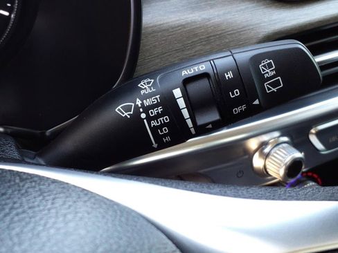 Used 2022 Kia Telluride SX w/ SX Prestige Package image 26