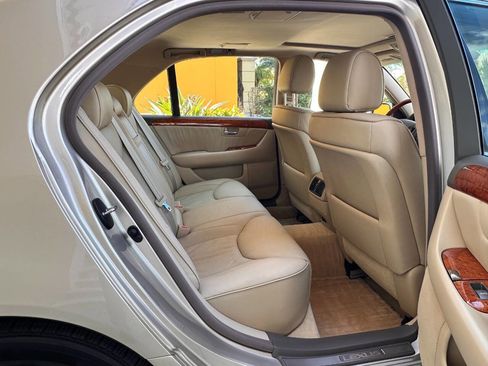 Used 2006 Lexus LS 430 image 23