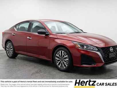 Used 2025 Nissan Altima 2.5 SV