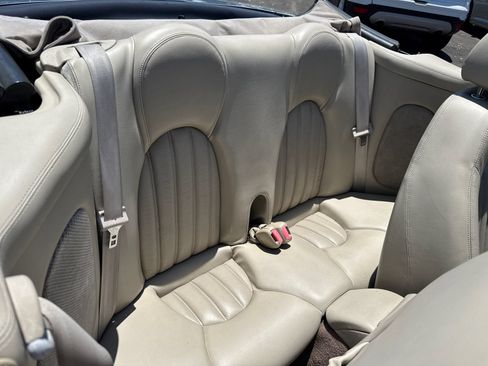 Used 2002 Jaguar XK8 Convertible RWD image 12