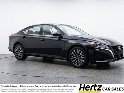 Used 2025 Nissan Altima 2.5 SV