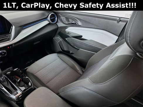 Used 2025 Chevrolet Trax LT image 22