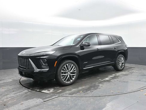 New 2026 Buick Enclave Avenir w/ Super Cruise Package image 4