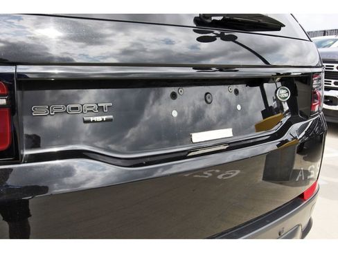 Used 2023 Land Rover Discovery Sport SE AWD/4WD image 29