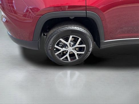 Used 2025 Jeep Grand Cherokee Limited w/ Trailer Tow Package image 25