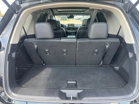Used 2023 Honda Pilot Touring image 30