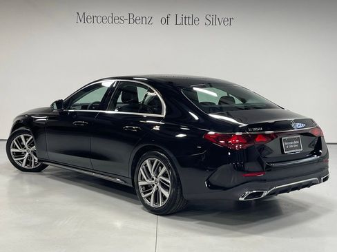 Used 2026 Mercedes-Benz E 350 4MATIC Sedan image 3