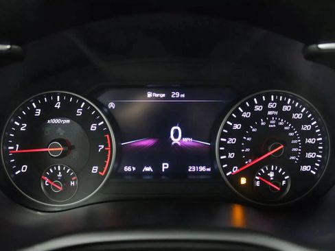 Used 2022 Kia Stinger GT2 image 14