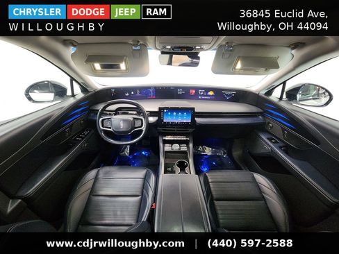 Used 2024 Lincoln Nautilus Reserve w/ Equipment Group 202A AWD/4WD image 32