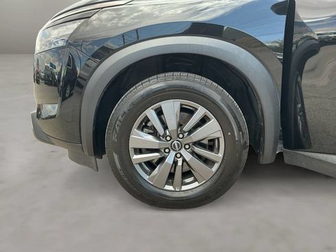 Used 2025 Nissan Pathfinder SV AWD/4WD image 21