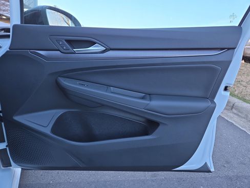 New 2026 Volkswagen Golf image 26