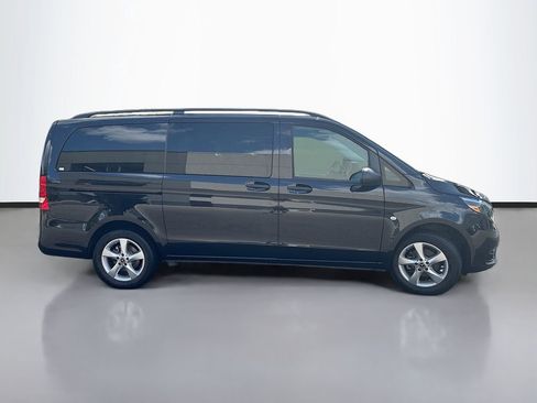 Used 2023 Mercedes-Benz Metris Passenger image 2