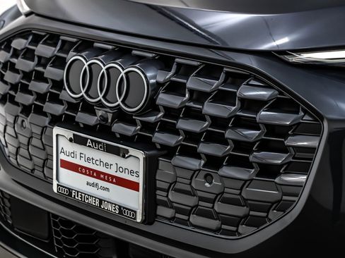 New 2025 Audi Q5 Premium Plus image 13