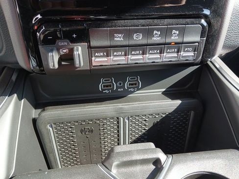 New 2026 RAM 4500 Tradesman w/ Laramie Trim Package image 38