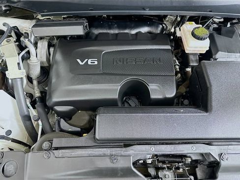 Used 2020 Nissan Pathfinder SL image 33