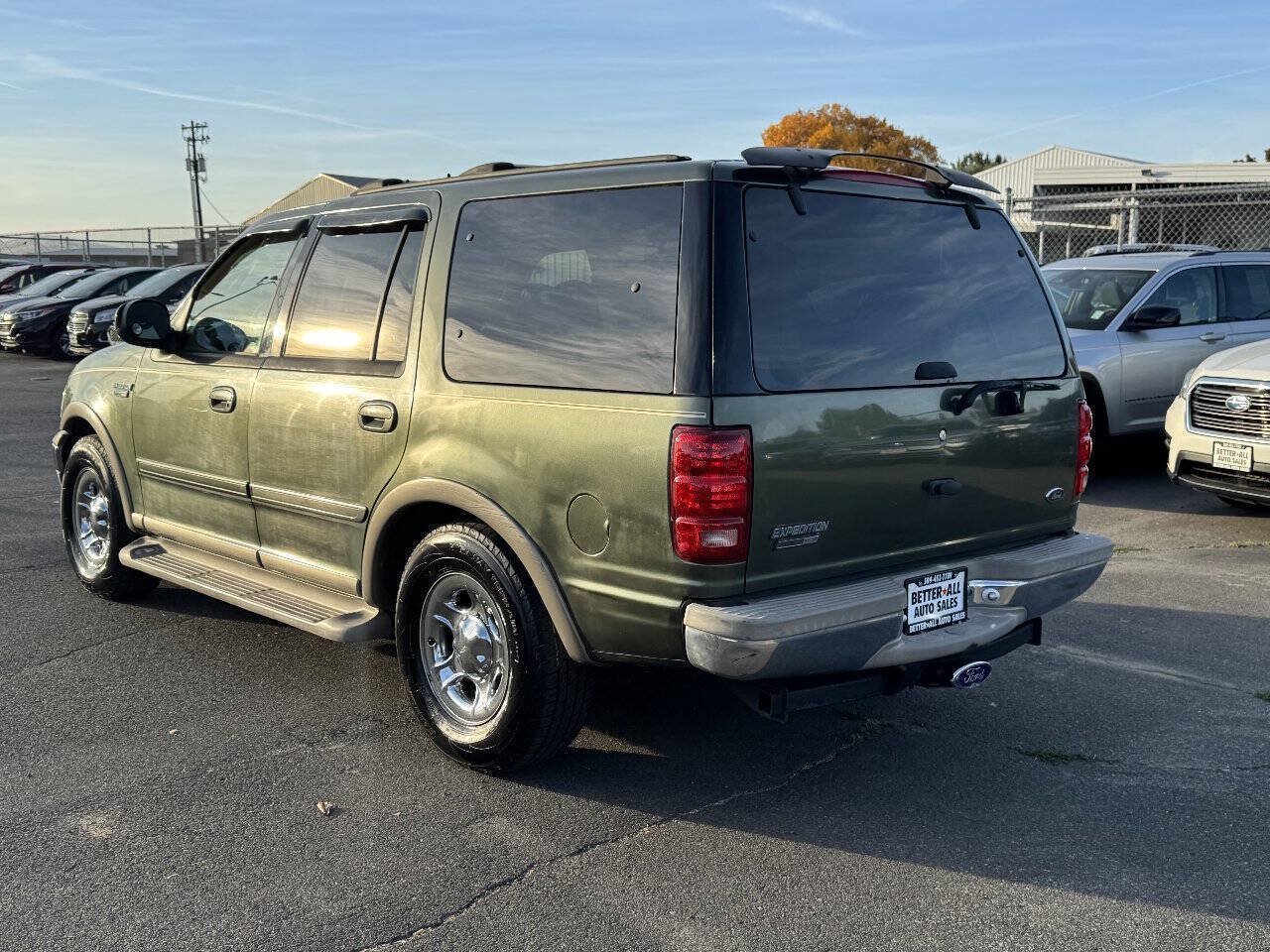 Used 2001 Ford Expedition Eddie Bauer RWD image 3