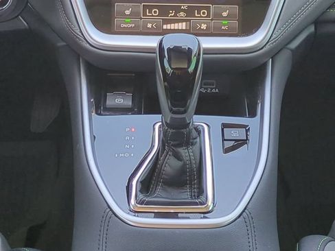 Used 2024 Subaru Outback Onyx Edition XT AWD/4WD image 21