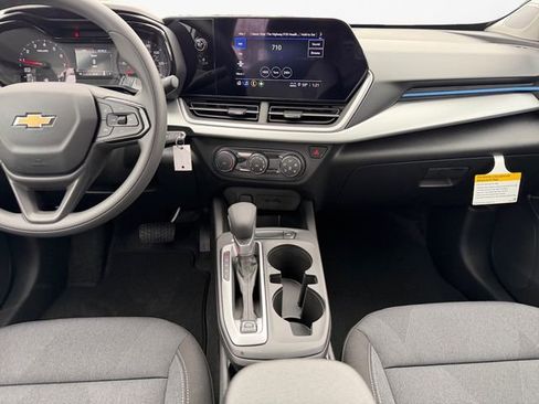 New 2026 Chevrolet Trax LS image 11