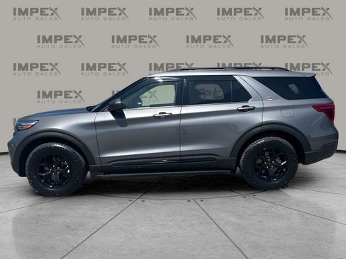 Used 2022 Ford Explorer Timberline image 2