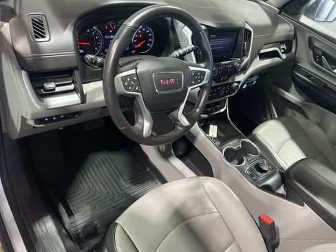 Certified 2022 GMC Terrain SLT w/ Tech Package AWD/4WD image 10
