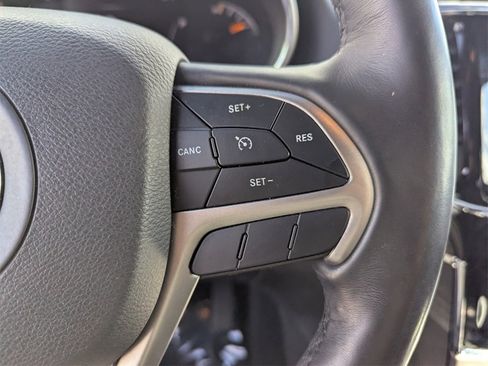 Used 2019 Jeep Grand Cherokee Limited w/ Trailer Tow Group IV image 28