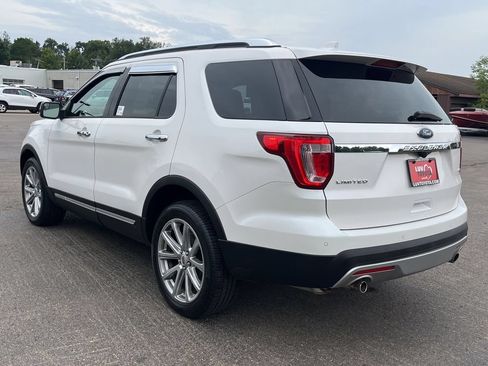 Used 2017 Ford Explorer Limited AWD/4WD image 4