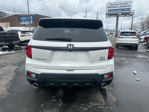 Used 2023 Honda Passport EX-L image 6