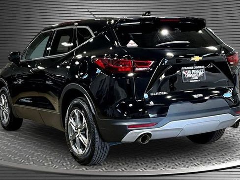 Used 2023 Chevrolet Blazer LT FWD image 4