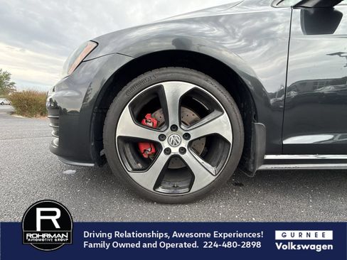 Used 2015 Volkswagen GTI S FWD image 11