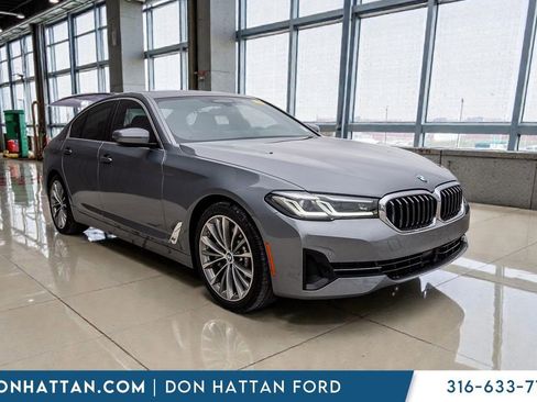 Used 2023 BMW 530i xDrive AWD/4WD image 31