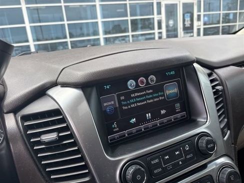 Used 2015 Chevrolet Tahoe LT RWD image 3