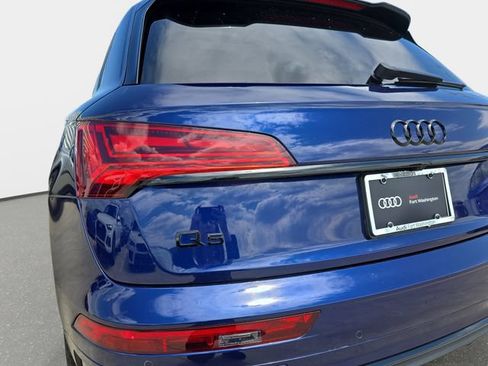 Used 2025 Audi Q5 2.0T Premium w/ Convenience Plus Package AWD/4WD image 37