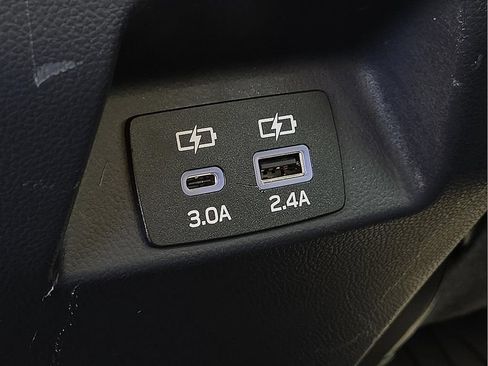 Certified 2024 Subaru Crosstrek 2.0i Premium AWD/4WD image 11