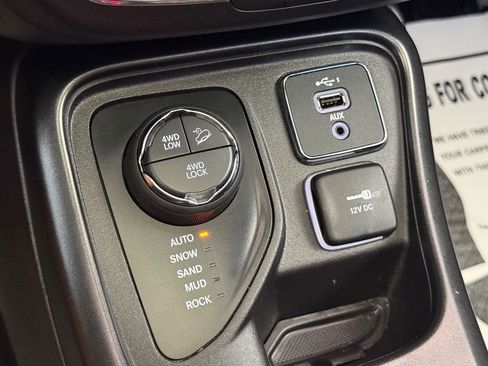Used 2021 Jeep Compass Trailhawk w/ Sun and Sound Group AWD/4WD image 29