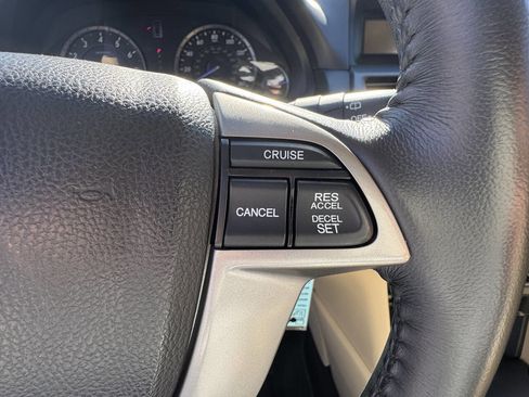 Used 2012 Honda Crosstour EX-L image 19