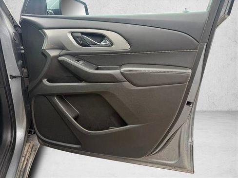Used 2020 Chevrolet Traverse LT FWD image 26