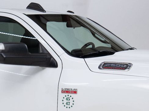 Used 2022 RAM 2500 Tradesman RWD image 11