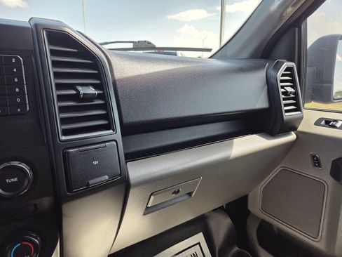 Used 2018 Ford F150 XL w/ Equipment Group 101A Mid RWD image 24