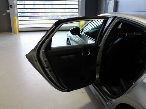 Used 2025 Honda Civic FWD Hybrid Sedan image 19