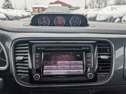Used 2013 Volkswagen Beetle 2.0T image 12