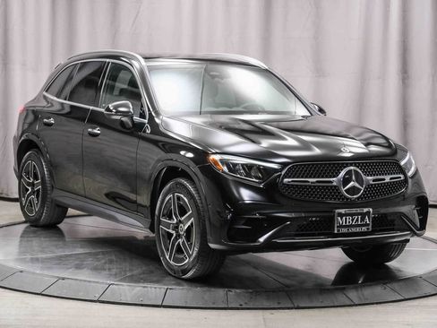 Certified 2025 Mercedes-Benz GLC 300 4MATIC image 5
