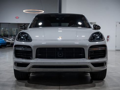Used 2021 Porsche Cayenne Turbo AWD/4WD image 75