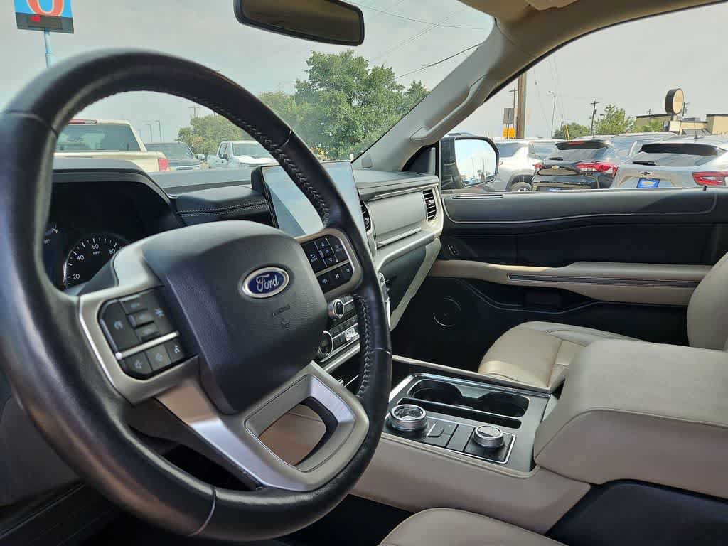 Used 2024 Ford Expedition Max XLT AWD/4WD image 10