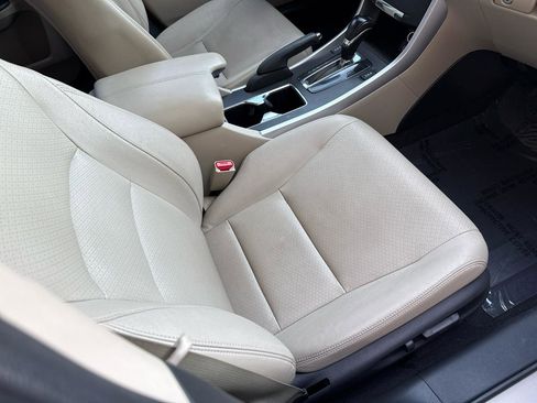 Used 2014 Honda Accord EX-L image 53