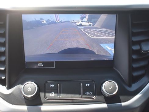 Used 2023 GMC Acadia SLT FWD image 27