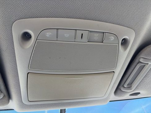 Used 2015 Nissan Sentra SV image 20