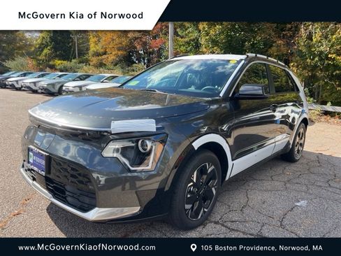 New 2025 Kia Niro Wind image 1
