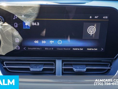 Used 2025 Chevrolet Trax LT w/ LT Convenience Package image 41