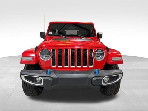Used 2022 Jeep Wrangler Unlimited Sahara w/ Cold Weather Group image 2